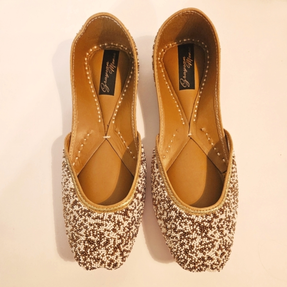 Grayson Monae Shoes Genuine Leather Flats Handmade Seed Beads Size 39 EU = 8 US